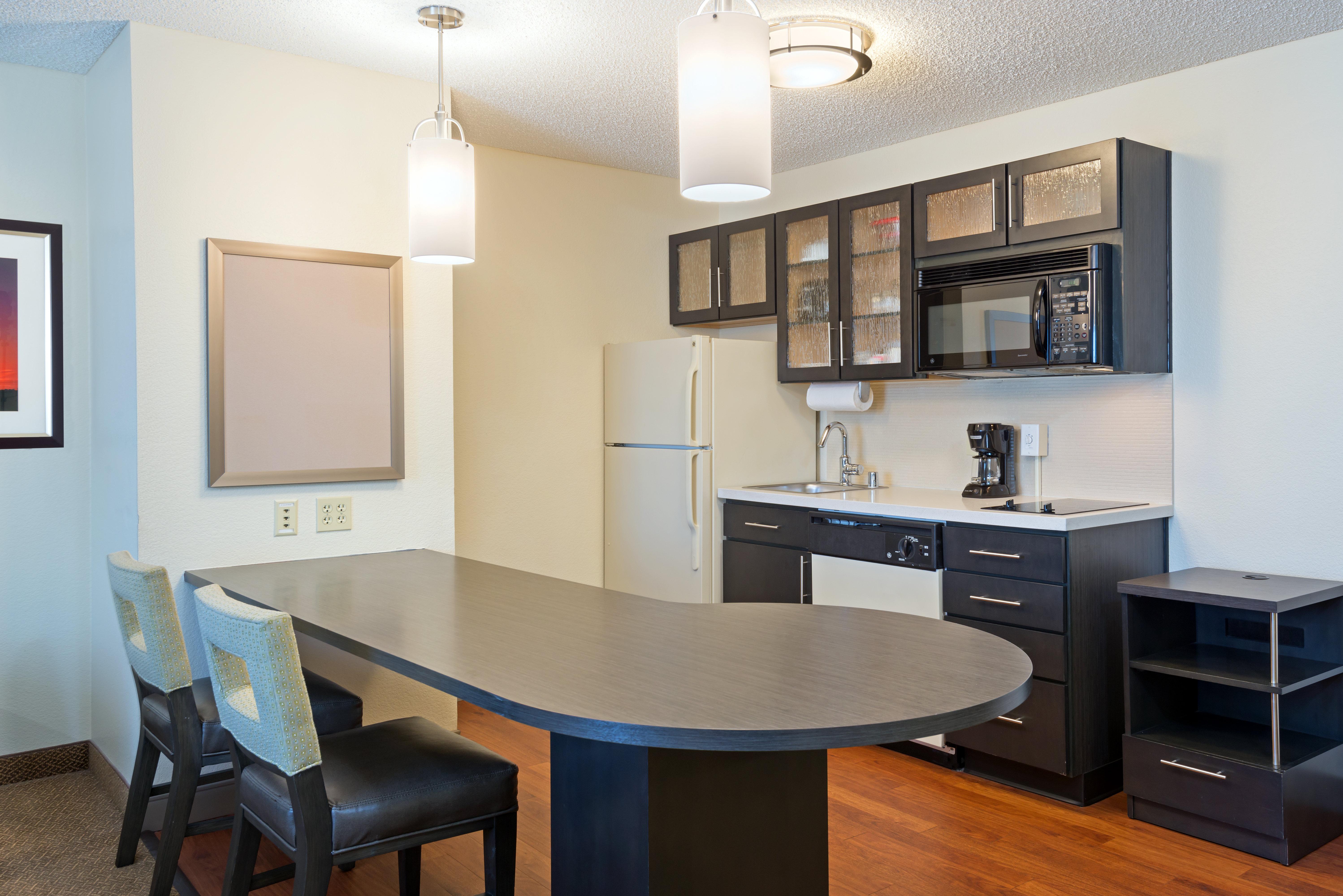Mainstay Suites- Kansas City オーバーランドパーク エクステリア 写真