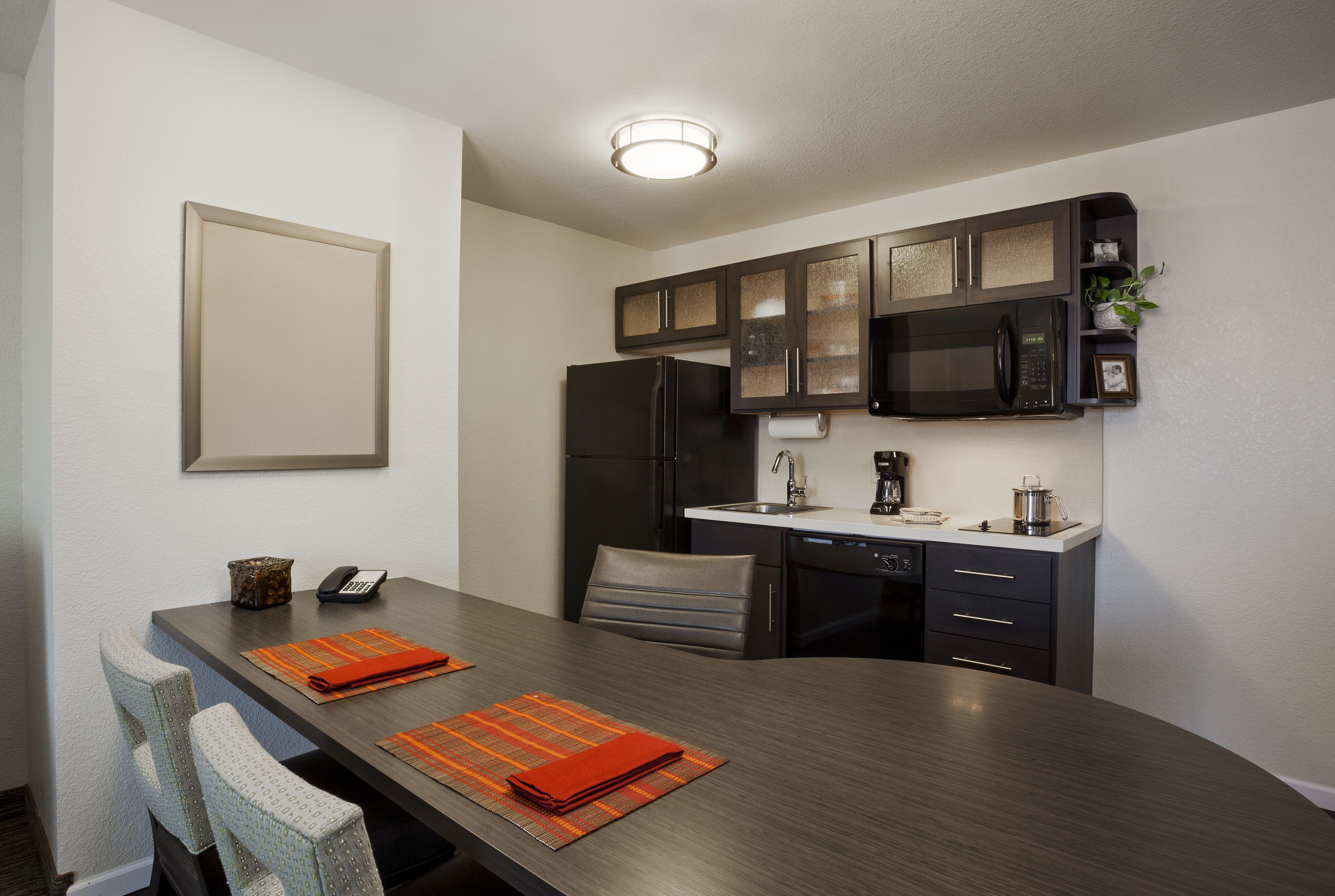 Mainstay Suites- Kansas City オーバーランドパーク エクステリア 写真